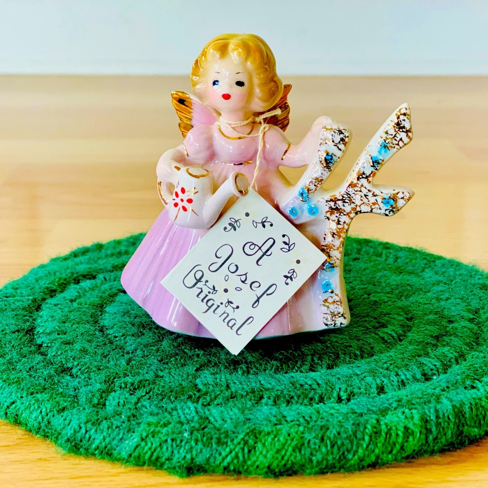 VINTAGE JOSEF ORIGINAL BIRTHDAY GIRL ANGEL AGE 4